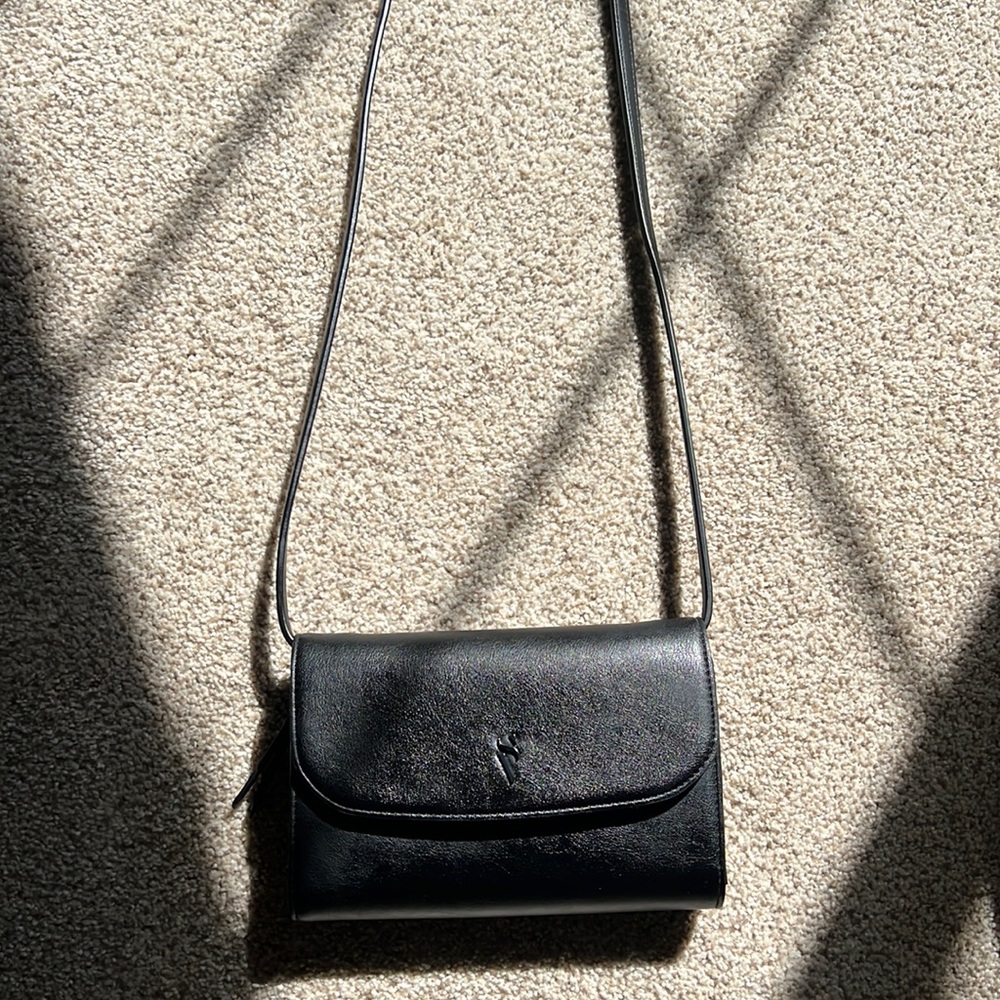 Simply Vera Vera Wang Signature Mini Crossbody Bag Purse Like New